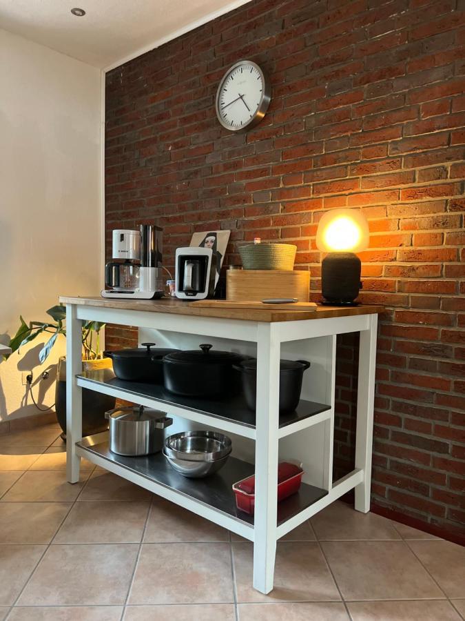 Aussergewoehnliches Haus Mit Sauna, Kamin Und Garten Wilhelmshaven Exterior foto